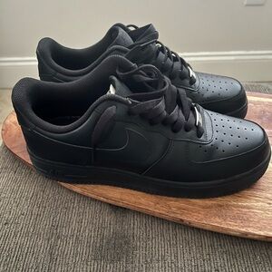 Men's Black Nike AF1 Sneakers